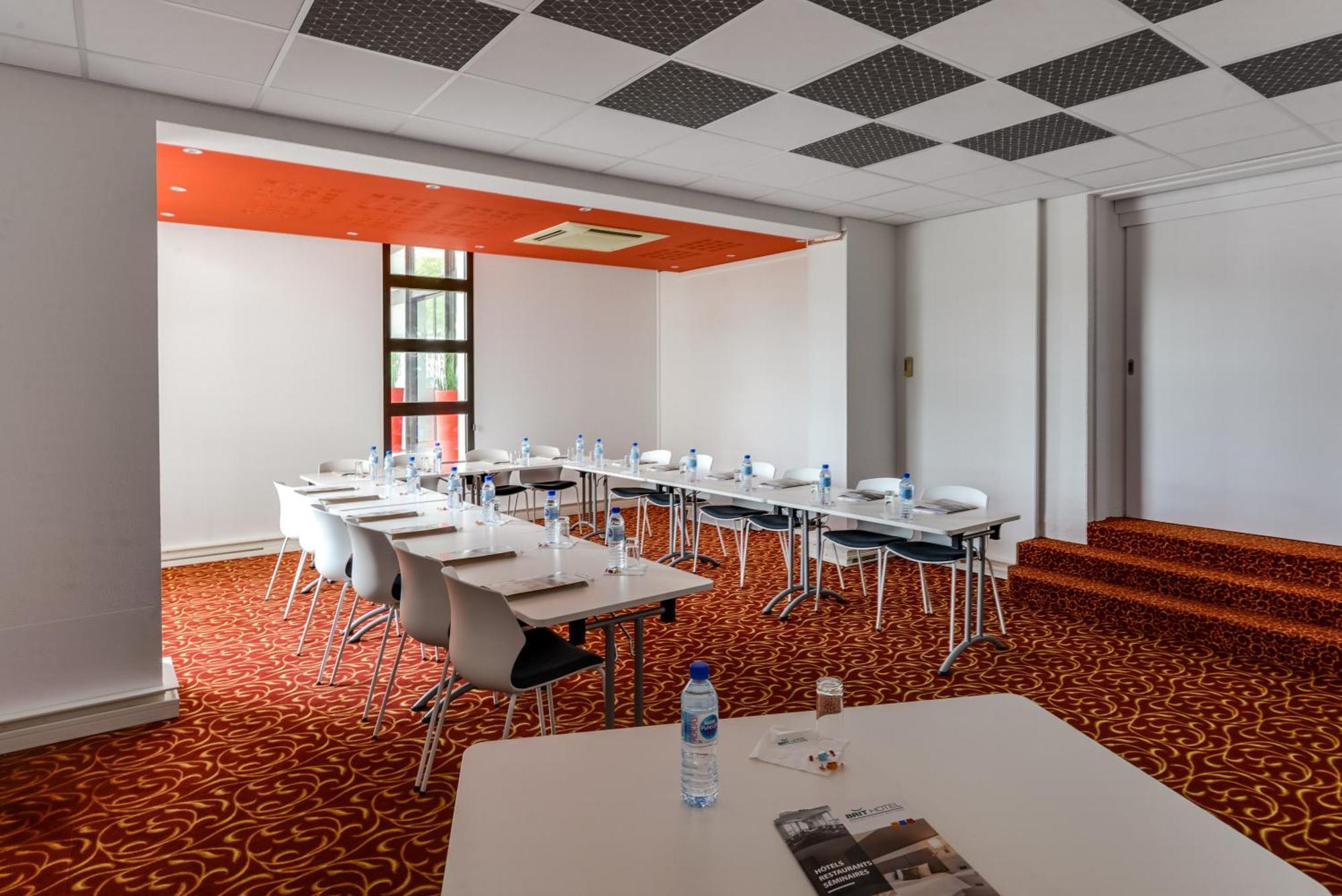 Brit Hotel Rennes Cesson Exterior foto